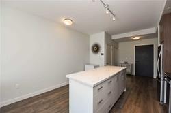 101 - 210 Sabina Dr, Condo with 1 bedrooms, 1 bathrooms and 1 parking in Oakville ON | Image 2