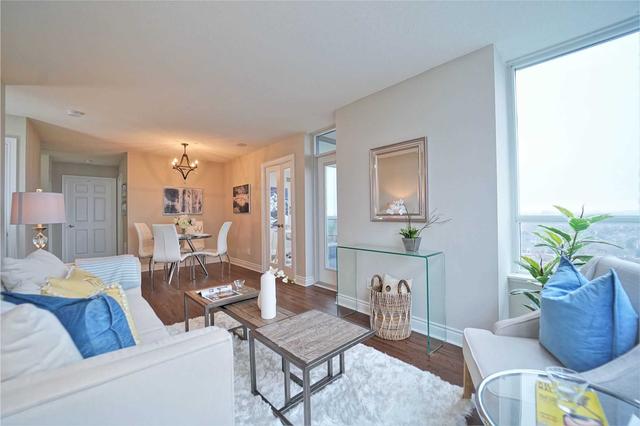 2112 - 15 Greenview Ave, Condo with 2 bedrooms, 2 bathrooms and 1 parking in Toronto ON | Image 13