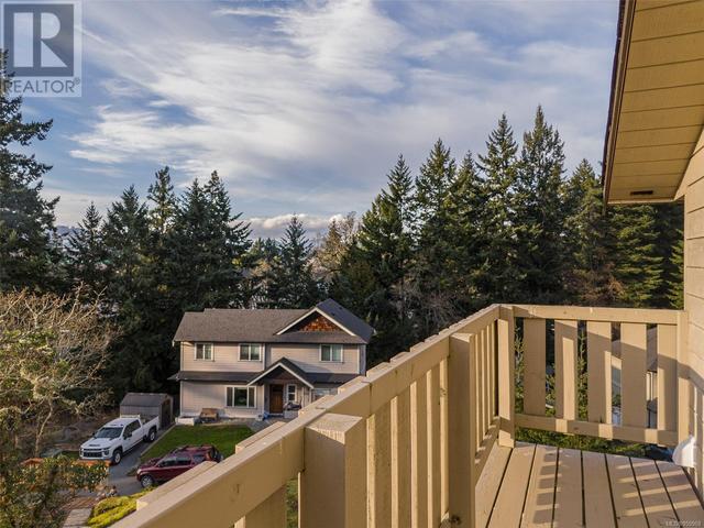2520 Duncan Lane, House detached with 5 bedrooms, 5 bathrooms and 2 parking in Langford BC | Image 56