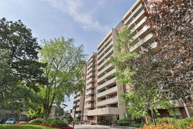 701 - 9 Four Winds Dr, Condo with 2 bedrooms, 1 bathrooms and 1 parking in Toronto ON | Image 12