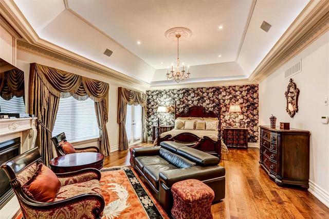 22 Truman Rd, House detached with 5 bedrooms, 8 bathrooms and 20 parking in Toronto ON | Image 2