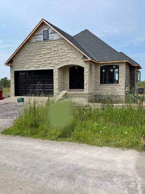 779 South Coast Dr, House detached with 3 bedrooms, 3 bathrooms and 4 parking in Haldimand County ON | Image 2