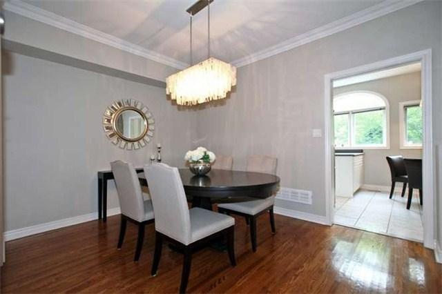 th2 - 215 Grand Ave, House attached with 3 bedrooms, 4 bathrooms and 2 parking in Toronto ON | Image 7