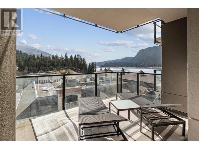 702 - 326 Mara Lake Lane, Condo with 3 bedrooms, 3 bathrooms and 2 parking in Sicamous BC | Image 39