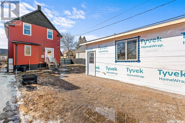1129 3rd Avenue Ne, House detached with 3 bedrooms, 2 bathrooms and null parking in Moose Jaw SK | Image 41