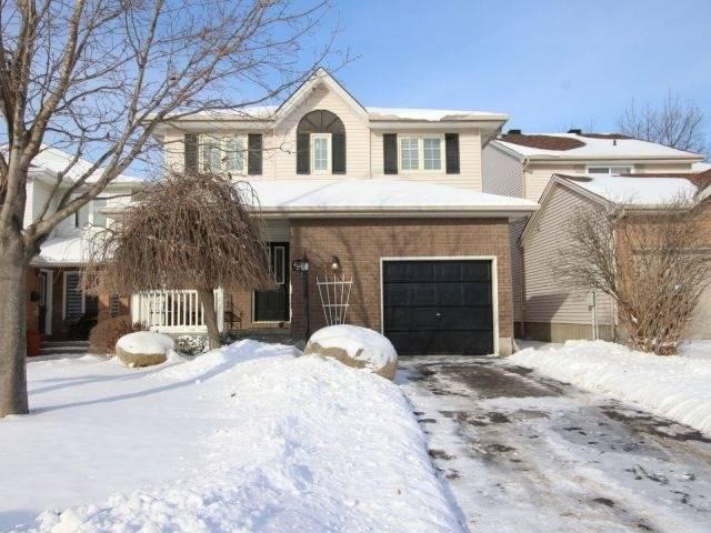 152 Equestrian Dr, House detached with 3 bedrooms, 3 bathrooms and 2 parking in Ottawa ON | Image 1
