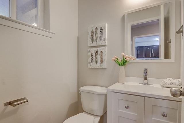 809 Military Tr, Townhouse with 3 bedrooms, 3 bathrooms and 1 parking in Toronto ON | Image 19