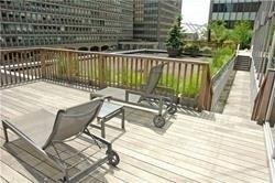 1002 - 110 Bloor St W, Condo with 1 bedrooms, 1 bathrooms and 1 parking in Toronto ON | Image 9