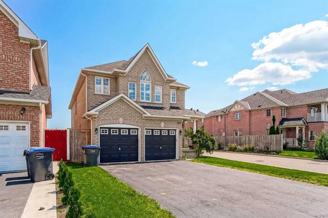 7159 Magistrate Terr, House detached with 4 bedrooms, 3 bathrooms and 6 parking in Mississauga ON | Image 12