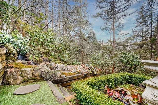 14 - 2425 Edgemont Boulevard, House attached with 4 bedrooms, 3 bathrooms and null parking in North Vancouver BC | Image 36