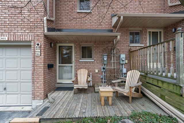 11 Quail Cres, Townhouse with 3 bedrooms, 2 bathrooms and 1 parking in Barrie ON | Image 24