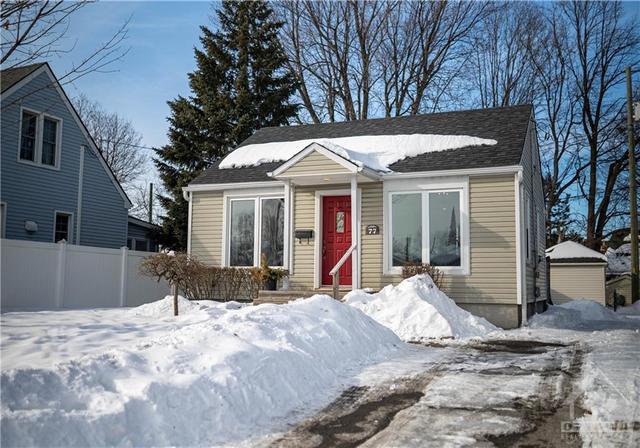 77 Harrold Place, House detached with 2 bedrooms, 2 bathrooms and 3 parking in Ottawa ON | Image 1