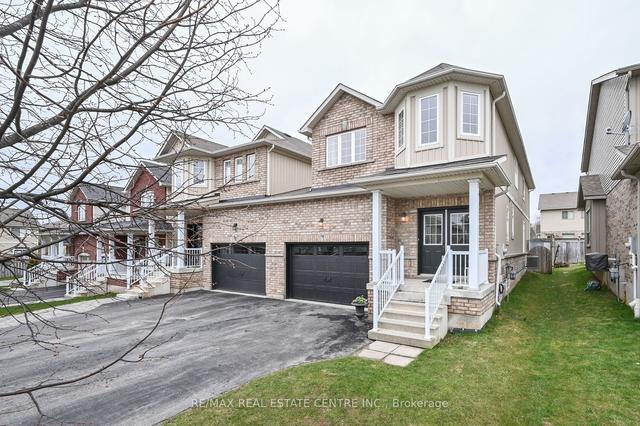 14 James Arnott Cres, House semidetached with 3 bedrooms, 4 bathrooms and 4.5 parking in Orangeville ON | Image 23