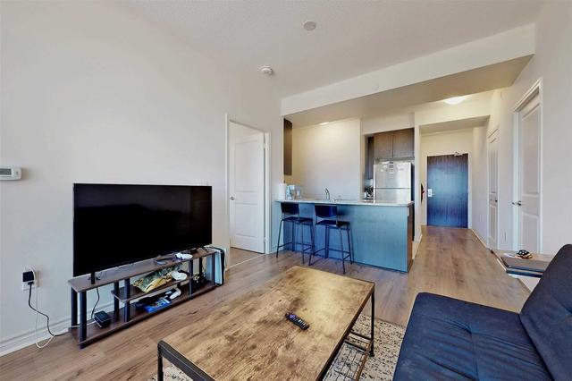 1519 - 349 Rathburn Rd W, Condo with 1 bedrooms, 1 bathrooms and 1 parking in Mississauga ON | Image 2