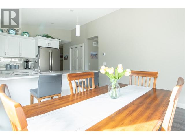 2100 - 55 Avenue Unit# 17, House other with 2 bedrooms, 2 bathrooms and 4 parking in Vernon BC | Image 15