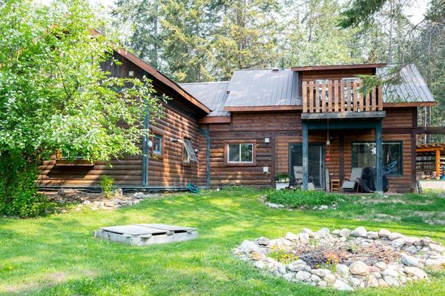 644 Lapp Rd, House detached with 8 bedrooms, 9 bathrooms and null parking in Columbia Shuswap A BC | Image 42