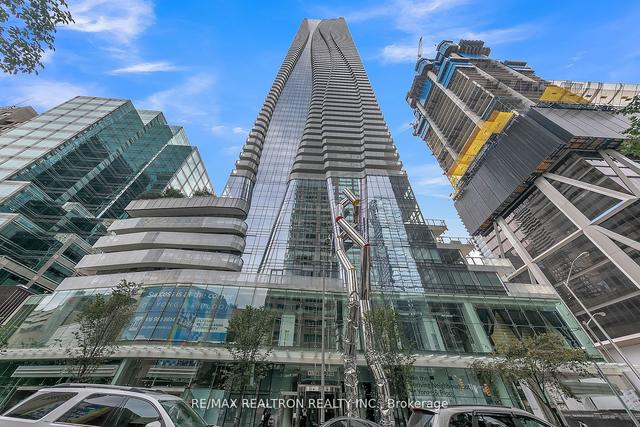 4610 - 1 Bloor St E, Condo with 1 bedrooms, 2 bathrooms and 0 parking in Toronto ON | Image 23
