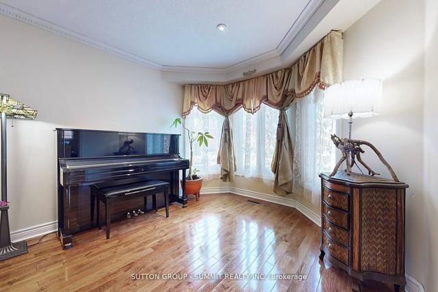 5249 Champlain Tr, House detached with 4 bedrooms, 4 bathrooms and 4 parking in Mississauga ON | Image 34