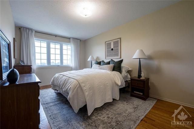 419 Kintyre Private, Townhouse with 3 bedrooms, 2 bathrooms and 1 parking in Ottawa ON | Image 13