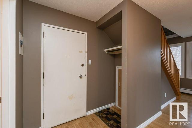 211 - 7805 159 St Nw, Condo with 3 bedrooms, 1 bathrooms and null parking in Edmonton AB | Image 12