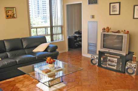 403 - 50 Kingsbridge Garden Circ, Condo with 1 bedrooms, 1 bathrooms and 2 parking in Mississauga ON | Image 4