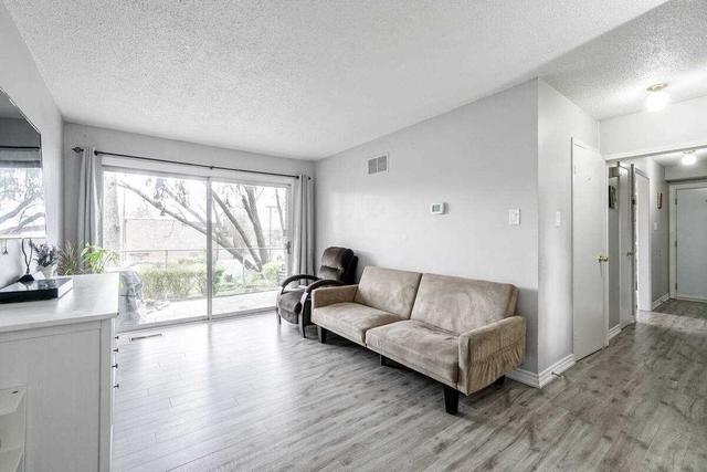 50 - 2605 Woodchester Dr, Townhouse with 4 bedrooms, 4 bathrooms and 2 parking in Mississauga ON | Image 3