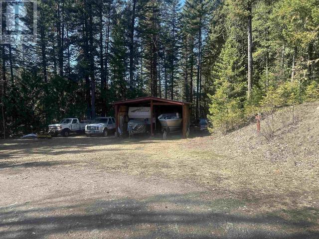 6325 Rosette Lake Road, House detached with 3 bedrooms, 2 bathrooms and null parking in Cariboo F BC | Image 24
