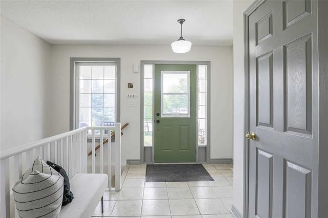 30 Fallingbrook Cres, House detached with 2 bedrooms, 2 bathrooms and 3 parking in Kawartha Lakes ON | Image 38