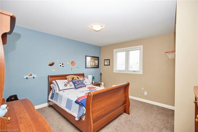 16 Fairhaven Drive, House detached with 4 bedrooms, 3 bathrooms and 6 parking in St. Catharines ON | Image 32