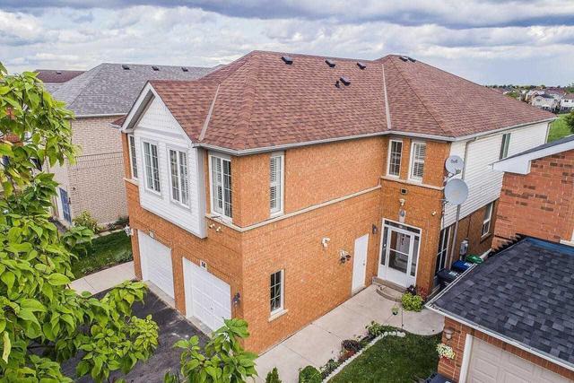 58 Bunchberry Way, House semidetached with 4 bedrooms, 4 bathrooms and 2 parking in Brampton ON | Image 2