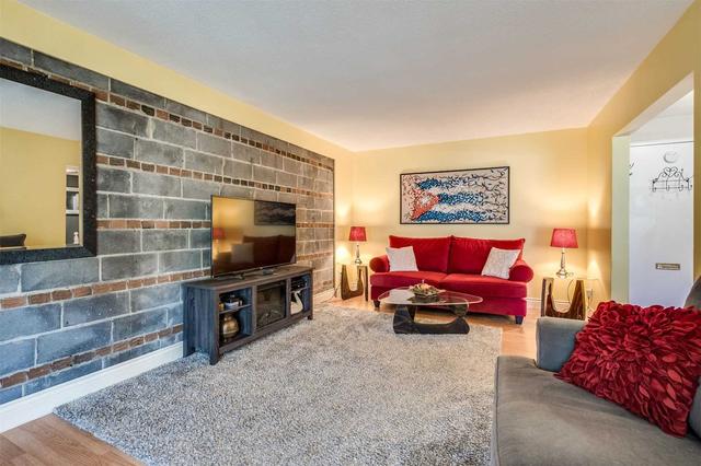 16 - 529 Claridge Rd, Townhouse with 3 bedrooms, 2 bathrooms and 2 parking in Burlington ON | Image 14