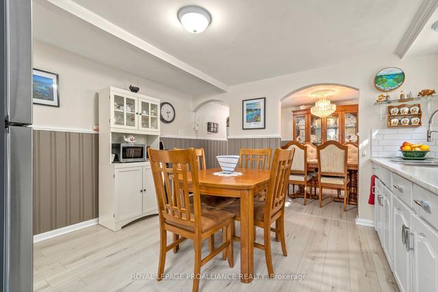 430 Nelson St, House detached with 2 bedrooms, 3 bathrooms and 4 parking in Kingston ON | Image 6
