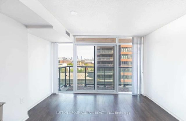 1003e - 36 Lisgar St, Condo with 1 bedrooms, 1 bathrooms and 0 parking in Toronto ON | Image 2
