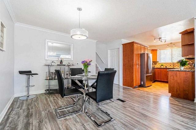 upper - 25 Wilton Dr, House semidetached with 2 bedrooms, 1 bathrooms and 2 parking in Brampton ON | Image 7