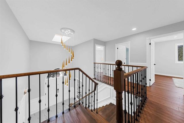2 Wingrove Hill, House detached with 4 bedrooms, 5 bathrooms and 6 parking in Toronto ON | Image 7