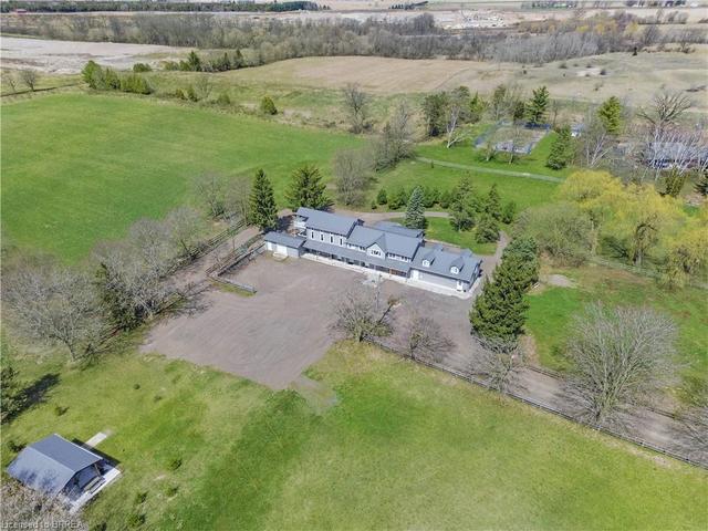 95 River Road, House detached with 2 bedrooms, 2 bathrooms and 12 parking in Brant ON | Image 38