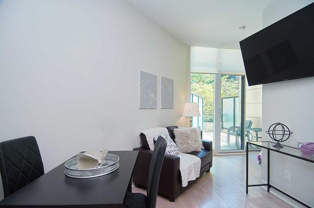 132 - 525 Wilson Ave, Condo with 1 bedrooms, 1 bathrooms and 1 parking in Toronto ON | Image 4