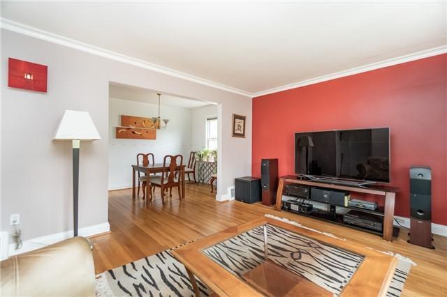 169 Franklin Ave, House detached with 3 bedrooms, 1 bathrooms and 4 parking in Toronto ON | Image 7