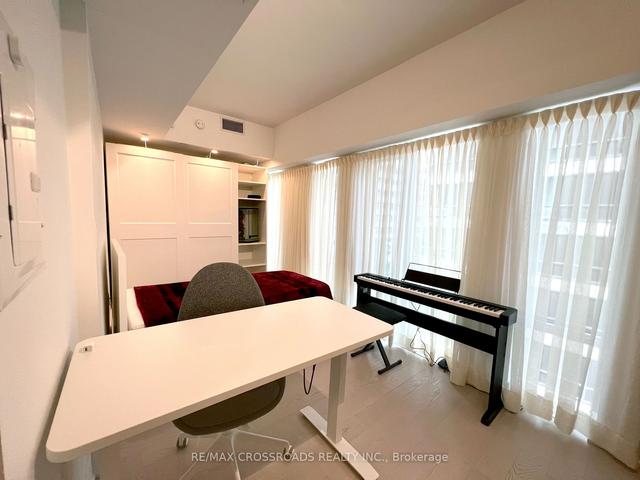 626 - 955 Bay St, Condo with 0 bedrooms, 1 bathrooms and 0 parking in Toronto ON | Image 13