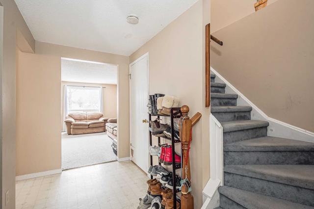 16 Rodgers Rd, House detached with 4 bedrooms, 3 bathrooms and 3 parking in Guelph ON | Image 38