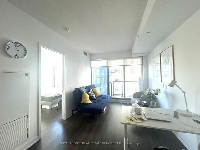 4709 - 125 Blue Jays Way, Condo with 1 bedrooms, 1 bathrooms and 0 parking in Toronto ON | Image 2