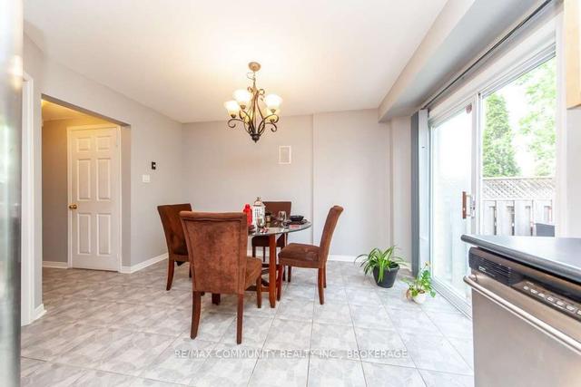 28 Summerdale Cres, House semidetached with 3 bedrooms, 4 bathrooms and 4 parking in Brampton ON | Image 9