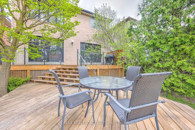 501 Fairlawn Ave, House detached with 4 bedrooms, 4 bathrooms and 4 parking in Toronto ON | Image 20