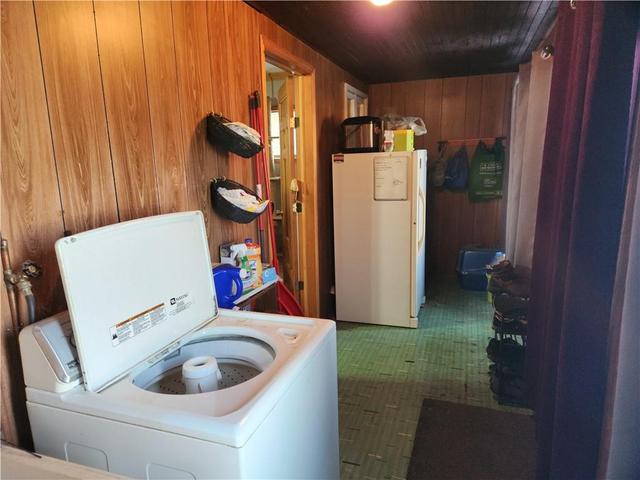 Front Porch / Laundry area | Image 19
