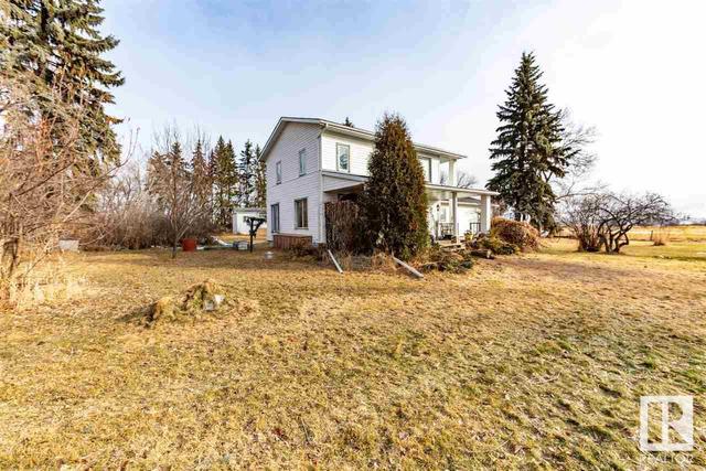 57020 Rr 221, House detached with 3 bedrooms, 2 bathrooms and null parking in Sturgeon County AB | Image 19