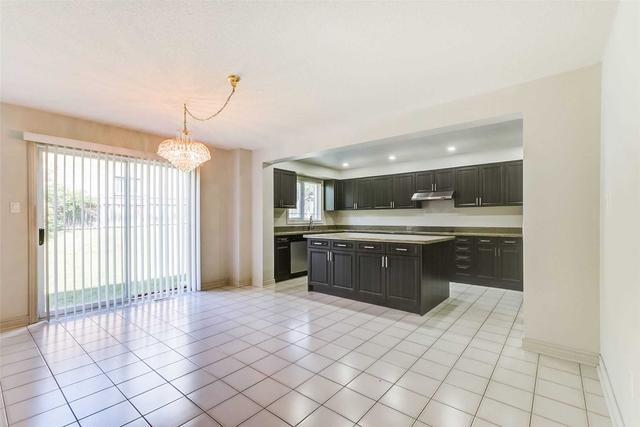 81 Calderbridge Cres, House detached with 5 bedrooms, 5 bathrooms and 4 parking in Markham ON | Image 17