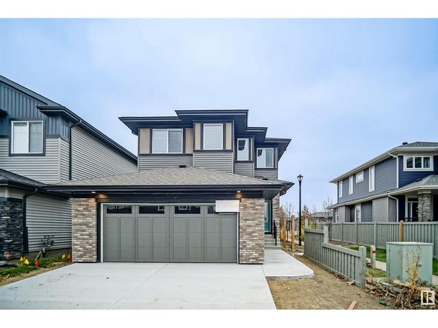 8126 222a St Nw, House detached with 3 bedrooms, 2 bathrooms and null parking in Edmonton AB | Image 2