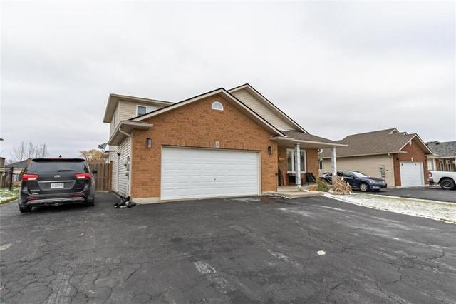 21 Karsten Avenue, House detached with 6 bedrooms, 4 bathrooms and 4 parking in Haldimand County ON | Image 2