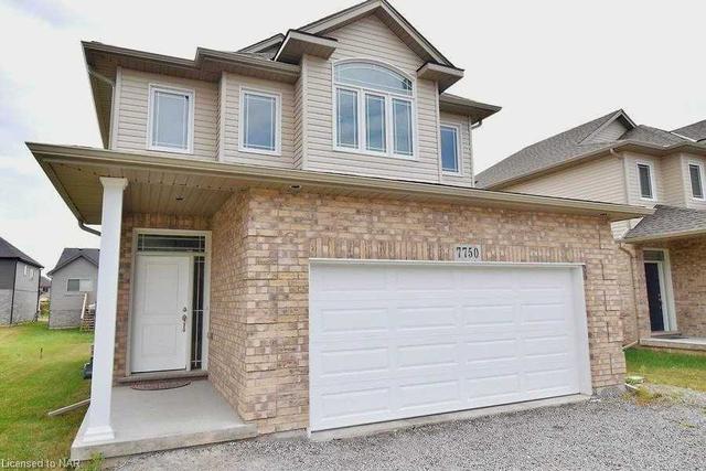 7750 Hanniwell St, House detached with 3 bedrooms, 3 bathrooms and 4 parking in Niagara Falls ON | Image 1
