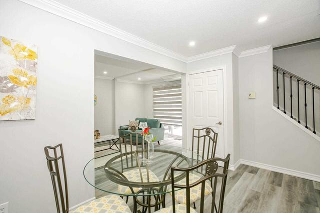 23 Garrison Sq, House detached with 3 bedrooms, 2 bathrooms and 2 parking in Brampton ON | Image 5